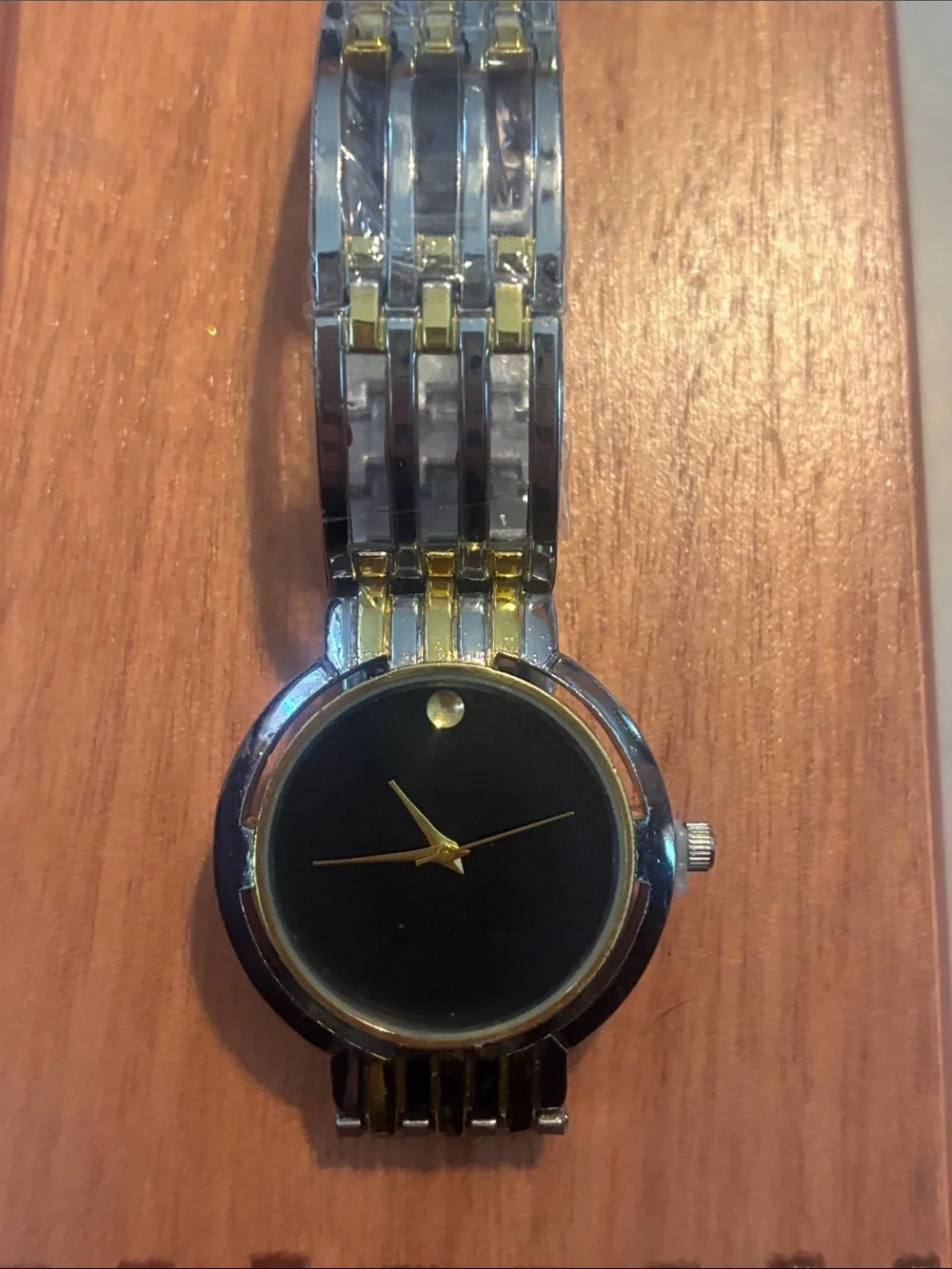 Classic Black Dial Two-Tone Metal Watch